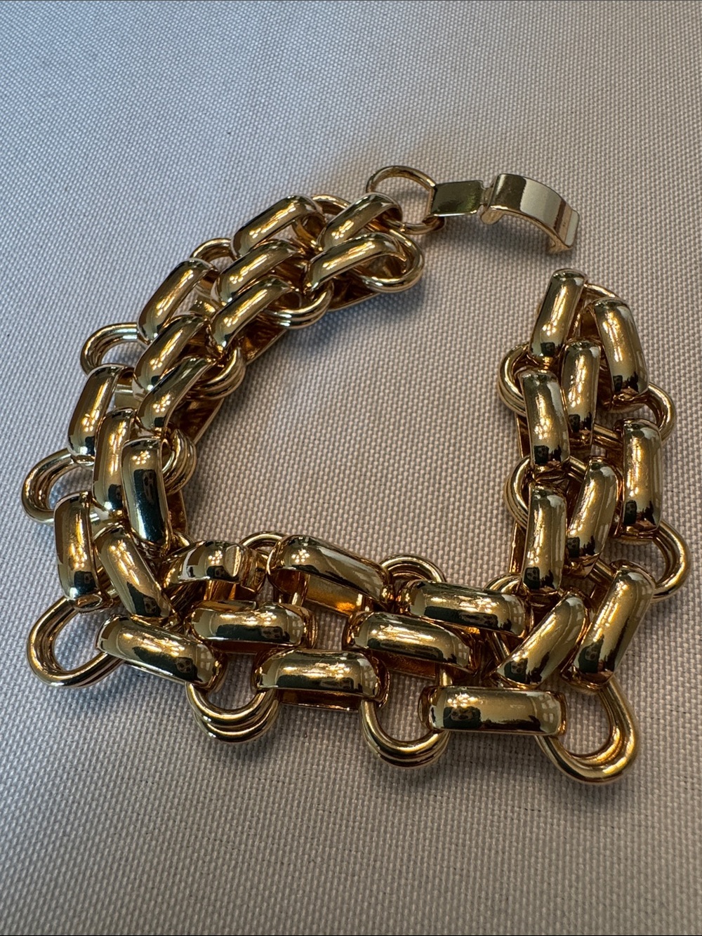 Chunky Gold Link Bracelet - Picture 2 of 6